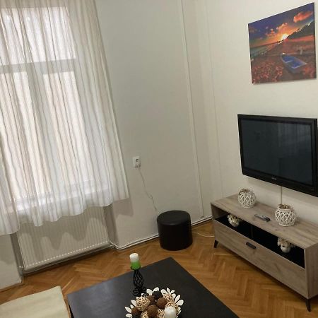 Irina Apartments Piteşti Eksteriør bilde
